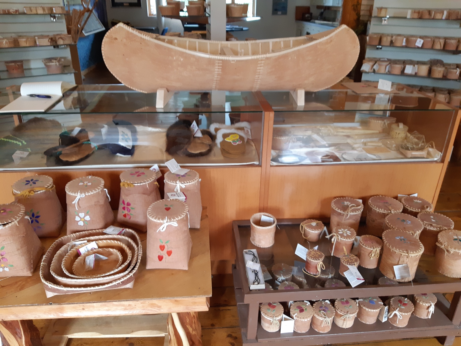 Acho Dene crafts, Fort Liard, NT
